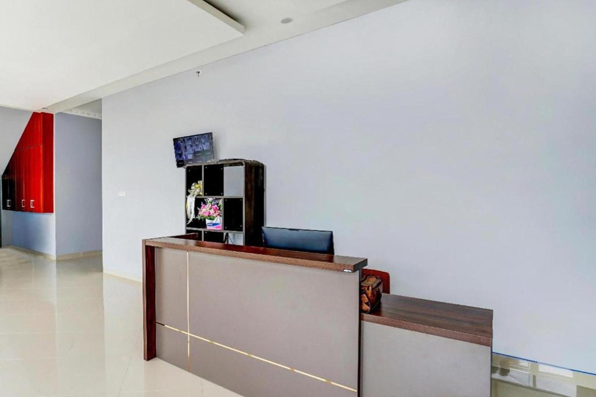 OYO 91181 Beda Arga Residence Medan Bagian luar foto