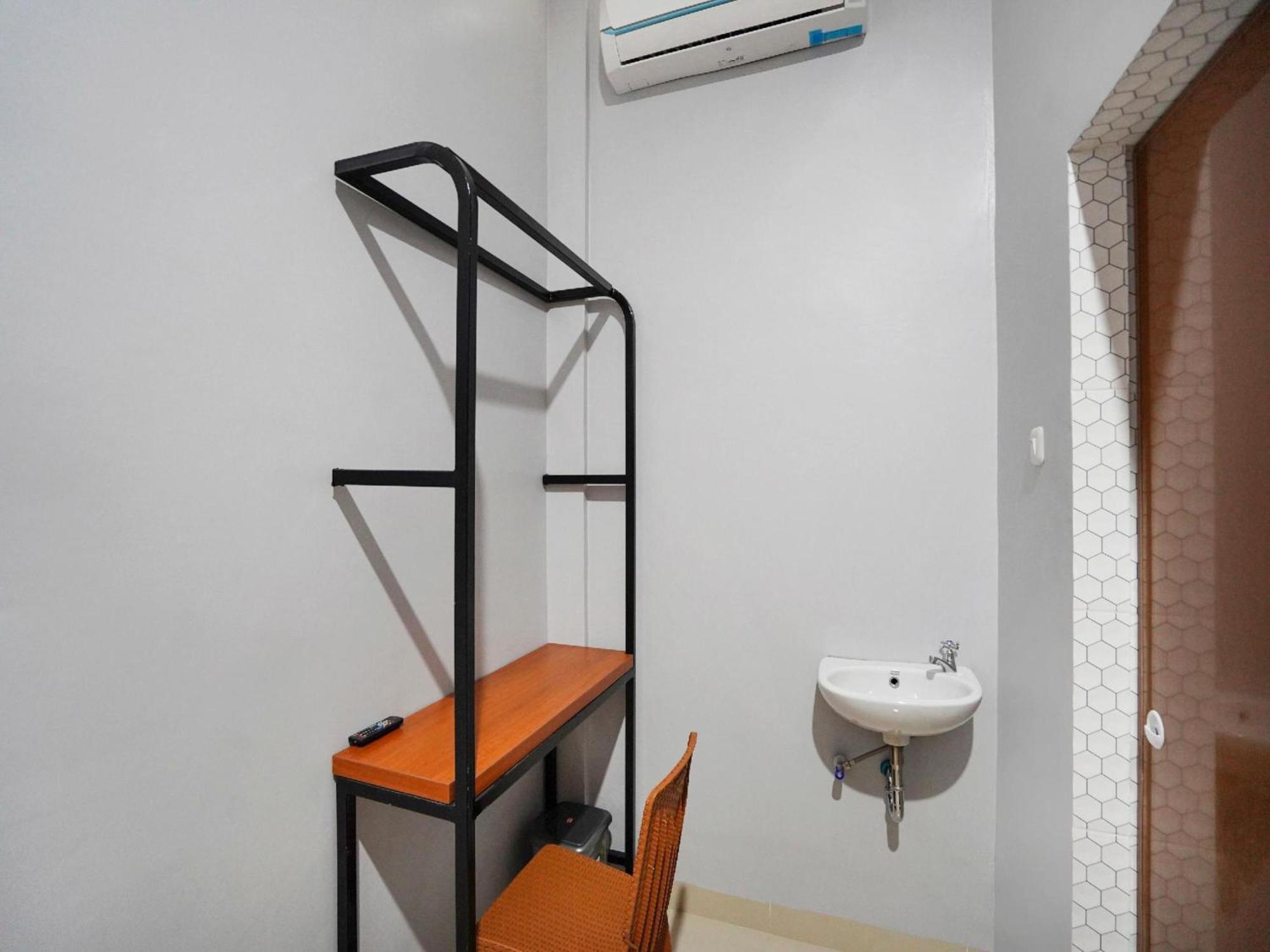 OYO 91181 Beda Arga Residence Medan Bagian luar foto