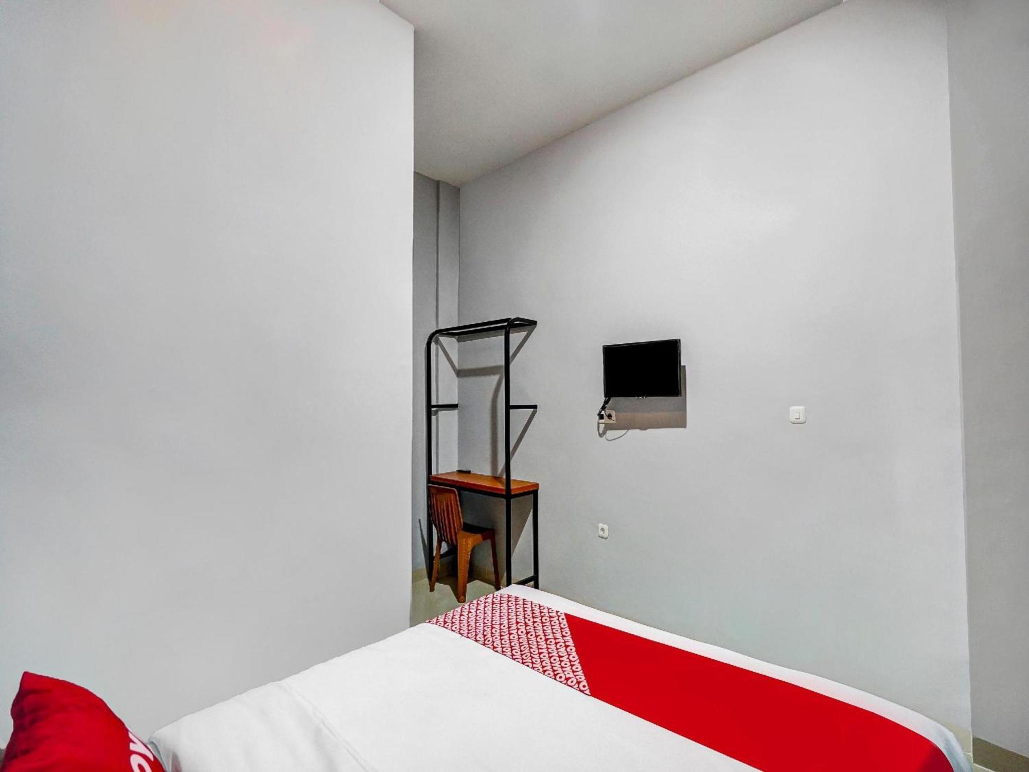 OYO 91181 Beda Arga Residence Medan Bagian luar foto