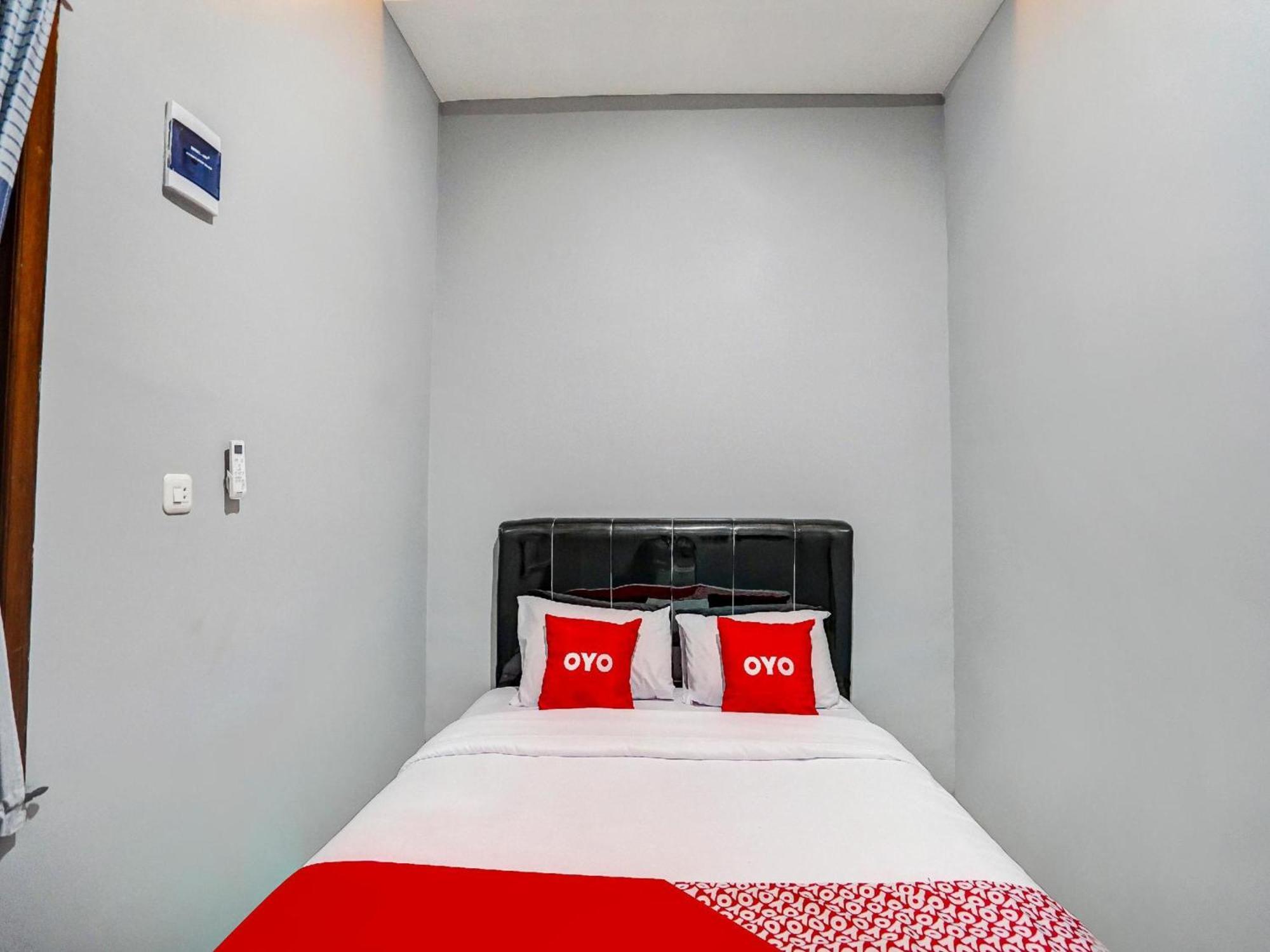 OYO 91181 Beda Arga Residence Medan Bagian luar foto