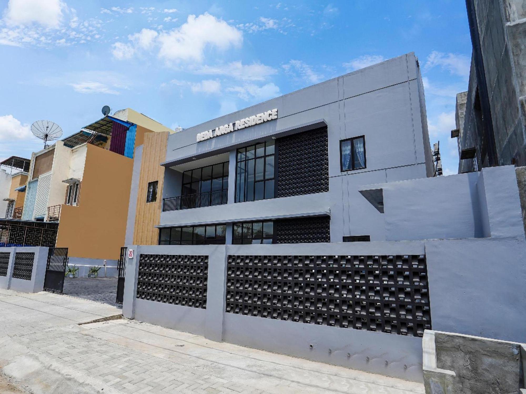 OYO 91181 Beda Arga Residence Medan Bagian luar foto